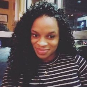 Meet your Posher, Elisa